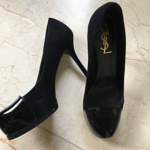Saint Laurent Black Pumps